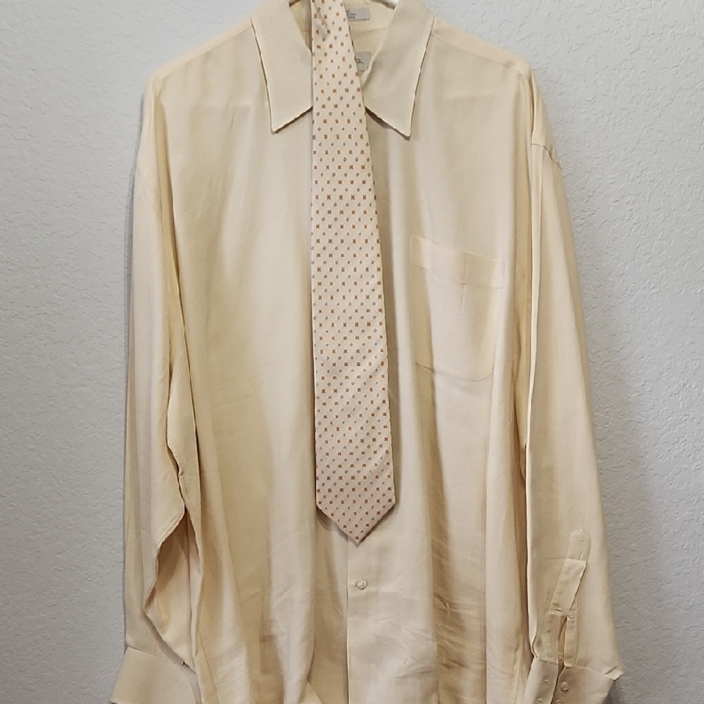 John W. Nordstrom Cream Dress Shirt with Tie